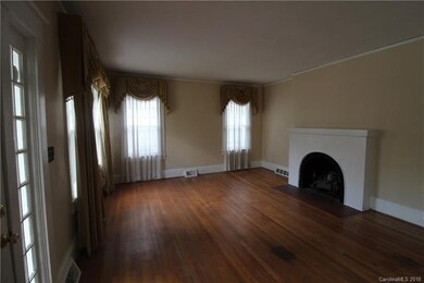 249 N Race St, Statesville, NC 28677 - photo 7