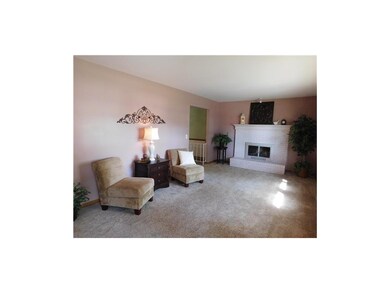 SPACIOUS LIVING ROOM!