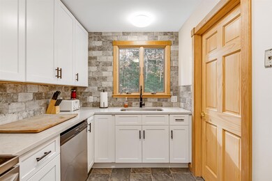 14 Westview Rd, Stowe, VT 05672 - photo 7