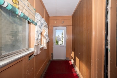 91 Fox St, Worcester, MA 01604 - photo 3