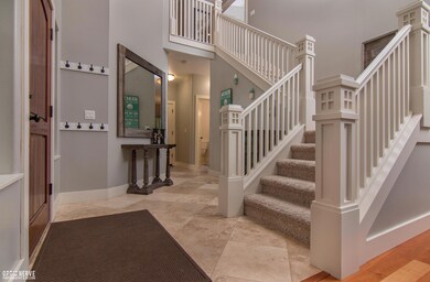 Entry/Stairs to Second Level