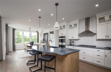 930 Reids Way, Aurora, OH 44202 - photo 5