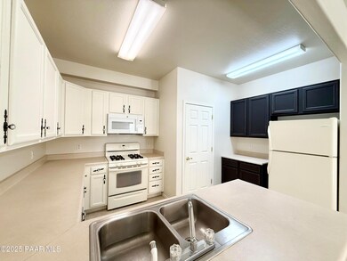 1131 Hughes St, Prescott, AZ 86305 - photo 5