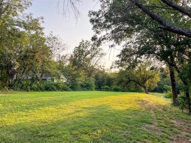 514 N 1st St, Guthrie, OK 73044 - photo 4