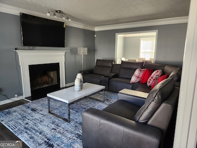 1124 Shady Creek Dr, Lithonia, GA 30058 - photo 2