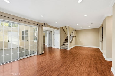 19208 Hamlin St unit 5, Reseda, CA 91335 - photo 4