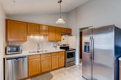 3532 Alfred Court Columbus OH-large-005-