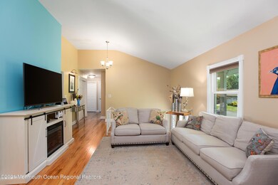 2002 Holbrook St, Oakhurst, NJ 07755 - photo 3