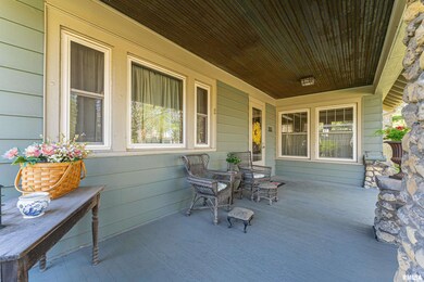 309 Tremont St, Lincoln, IL 62656 - photo 4