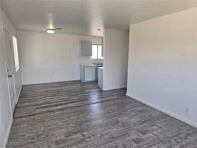 1724 Breckenwood Ct unit 4, Las Vegas, NV 89115 - photo 5