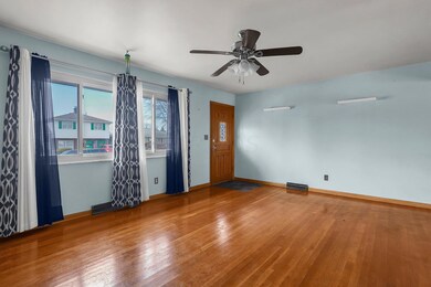 8-web-or-mls-3770-kinsey-dr