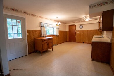 1035 E. Kent Rd Greenville, August 23, 2