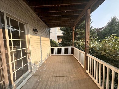 1795 Chateau Place unit A, Easton, PA 18045 - photo 3