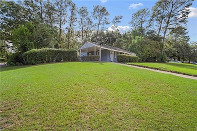 4001 Sunnyvale Ln S, Mobile, AL 36609 - photo 5