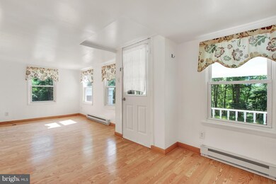 13554 Woodmont Rd, Hancock, MD 21750 - photo 3