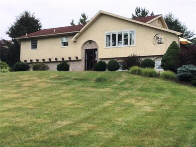 5850 Chestnut Hill Rd, Coopersburg, PA 18036 - photo 2