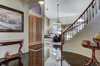 1409 N Duval-13