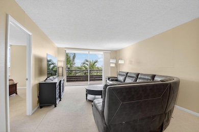Starlite Condo unit 4230, Boca Raton, FL 33432 - photo 4