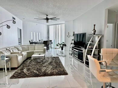 Main Room with porcelain tile