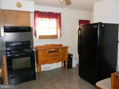 644 S 3rd St, Millville, NJ 08332 - photo 5