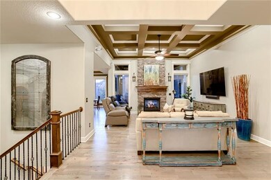 8212 Lone Elm Rd, Lenexa, KS 66220 - photo 5