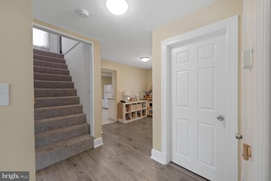 2904 Kernal Ln, Temple Hills, MD 20748 - photo 5