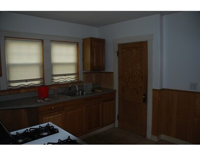 156 W Adams St, Somerville, MA 02144 - photo 3