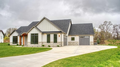 4 Somerset Cir-9