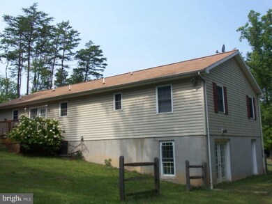 828 Sir Johns Run Rd, Berkeley Springs, WV 25411 - photo 3