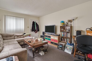 1018 Oak St Unit B_MLS_05