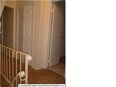 404 Lisk Ave unit A, Staten Island, NY 10303 - photo 7