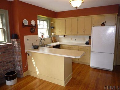 6 Sunnyside Rd, Schenectady, NY 12302 - photo 3