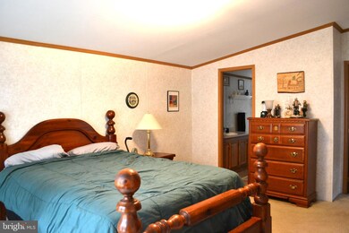 10 Rosewood Ln, Phoenixville, PA 19460 - photo 6