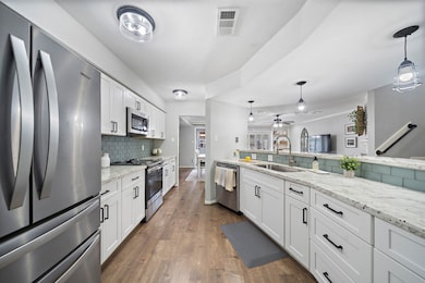 14146 Misty Meadow Ln, Houston, TX 77079 - photo 2