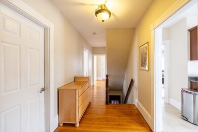 76 Pleasant St unit 2, Wakefield, MA 01880 - photo 4