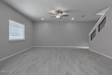 545 Paseo Modesto Dr, Horizon City, TX 79928 - photo 6