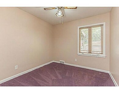 1002 68th St, Windsor Heights, IA 50324 - photo 7