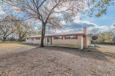 300 County Road 4550, Trenton, TX 75490 - photo 4