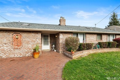 1023 Daley St, Edmonds, WA 98020 - photo 3