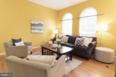 10203 Tulip Tree Dr, Bowie, MD 20721 - photo 5