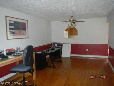 8518 Branchwood Cir, Clinton, MD 20735 - photo 4