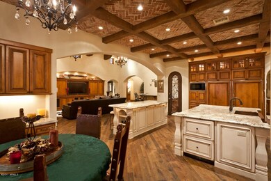 Breakfast Room, Kitchen