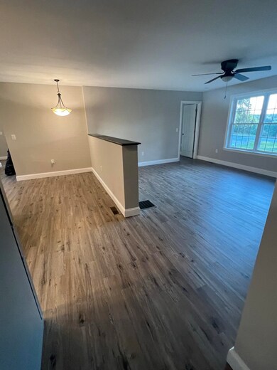 131 Charles Bancroft Hwy, Litchfield, NH 03052 - photo 5