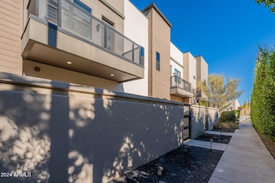 2645 E Osborn Rd unit 3, Phoenix, AZ 85016 - photo 2