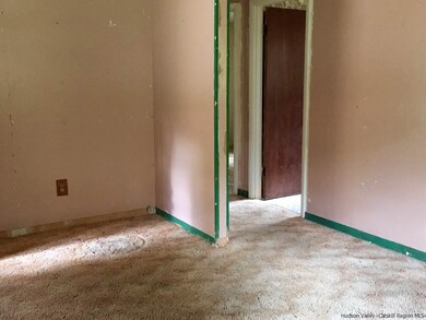 394 Crescent Ave, Highland, NY 12528 - photo 7