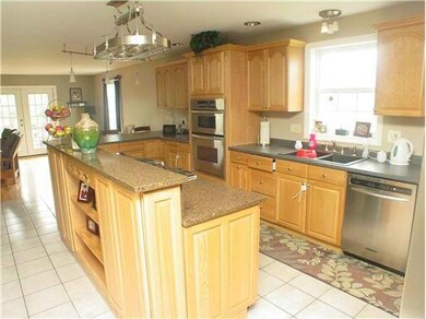 Kitchen. Gorgeous kitchen with gas...