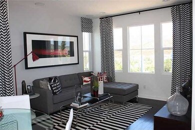 MODEL HOME PHOTO
