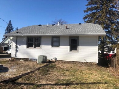 3020 Jefferson St, Anderson, IN 46016 - photo 2