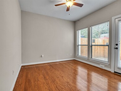 3802 Center St, Houston, TX 77007 - photo 5