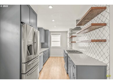 7325 NE Mallory Ave, Portland, OR 97211 - photo 7